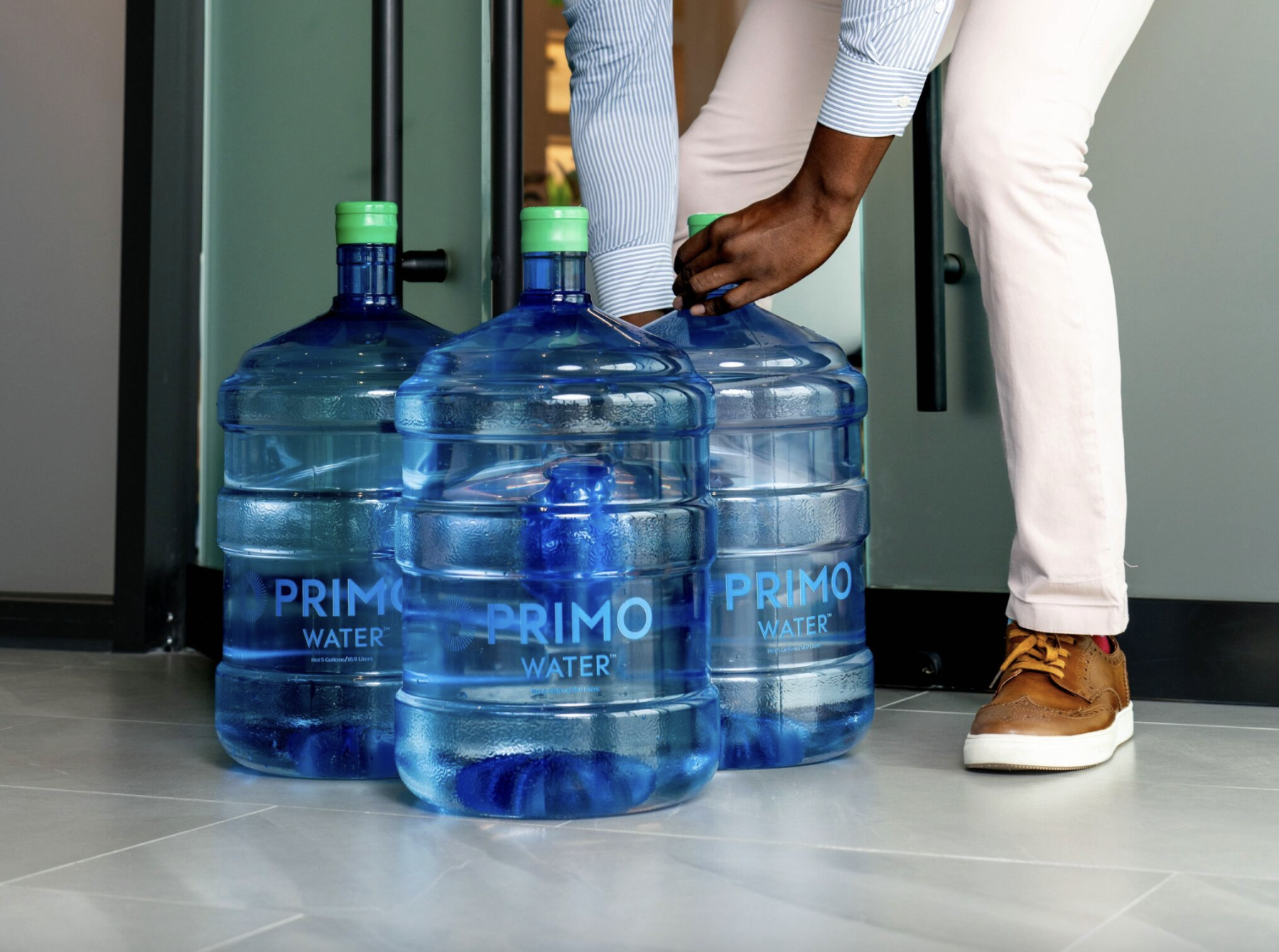 how to stay hydrated at work getting water delivered